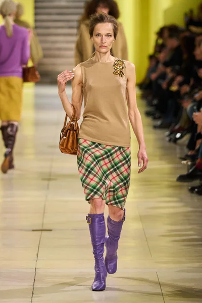 Look 22